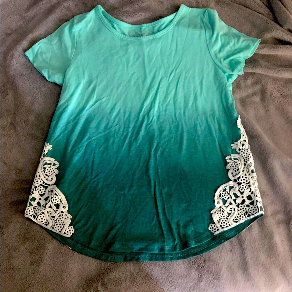 Mudd Teal Ombré Blouse with White Lace Detail